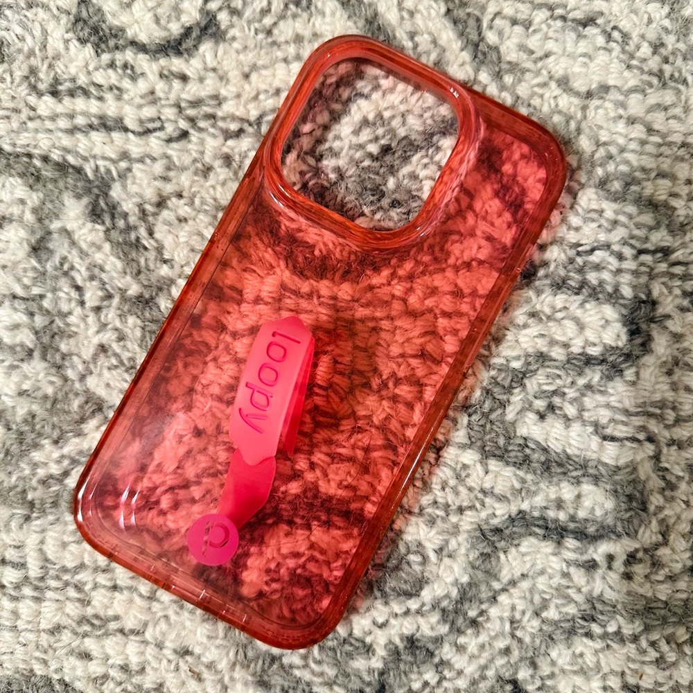 iPhone 14 pro Loopy case